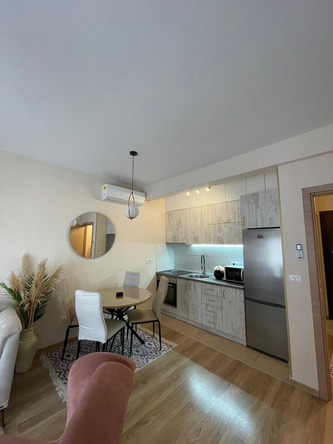 Apartman Montenegrina Будва Экстерьер фото